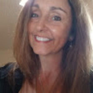 Meet your Posher, Debra